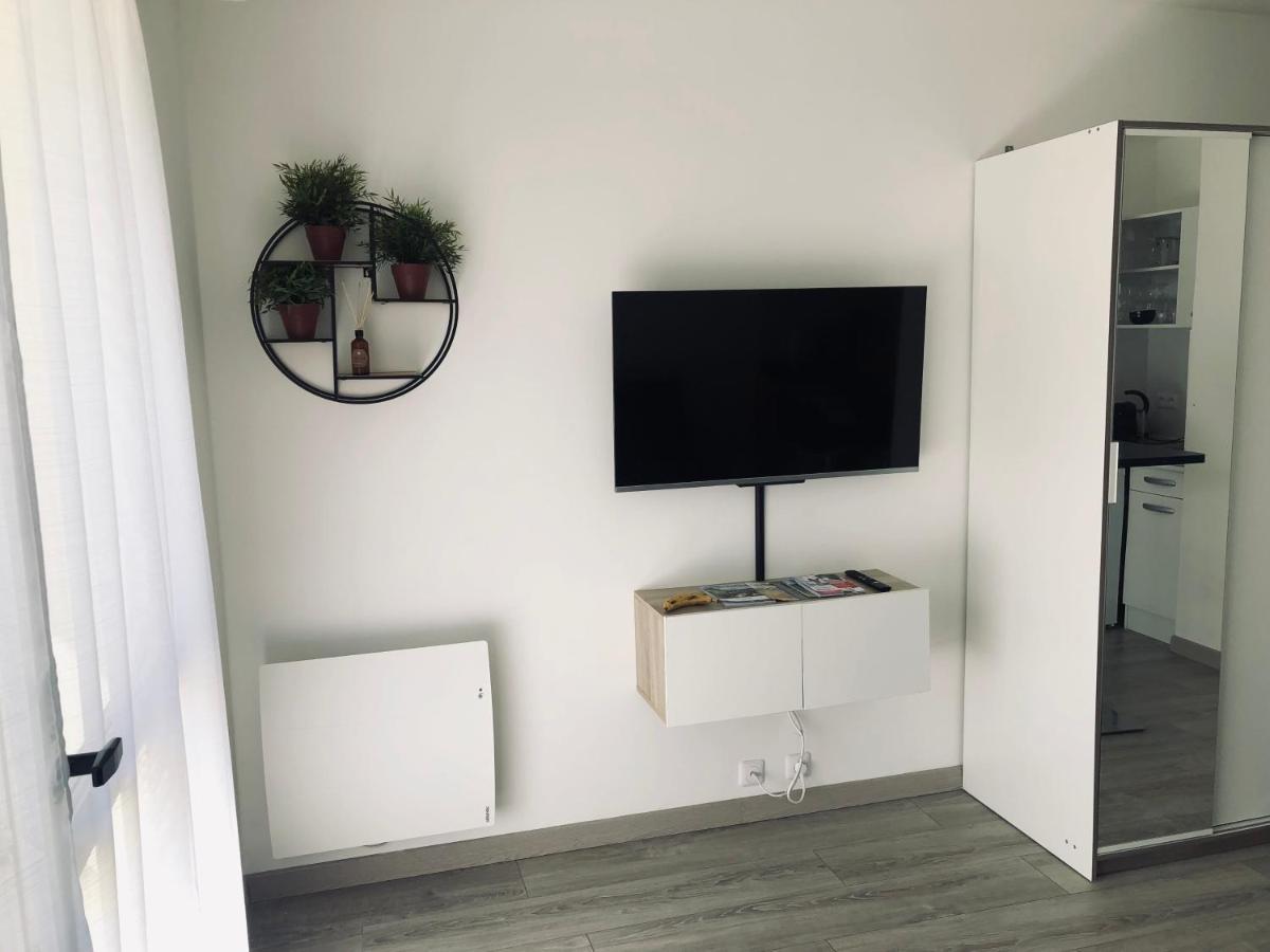 Studio En Residence, Proche De La Mer Avec Parking Gratuit Et 5G Home ヴィレ・シュル・メール エクステリア 写真